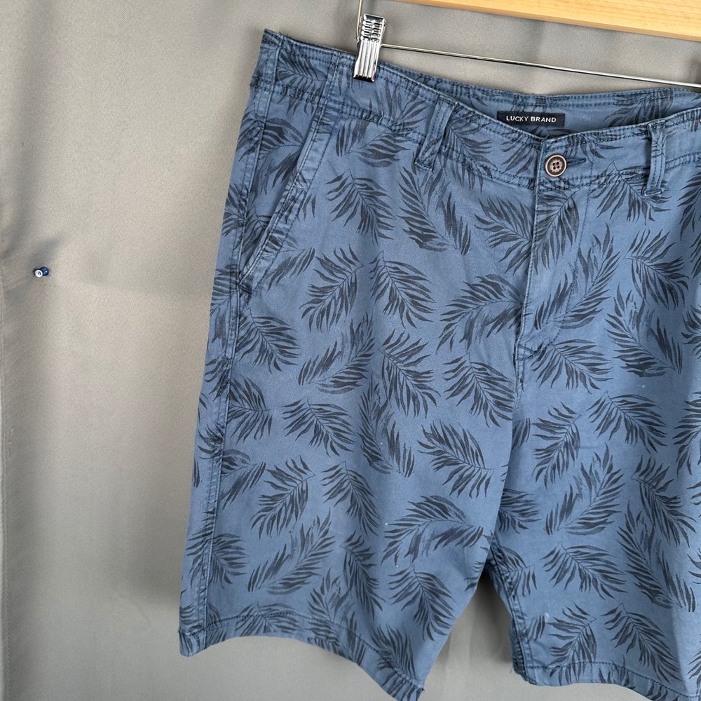 Lucky Brand Mens Blue Palm Leaf Tropical Print Shorts Size 34 TMD2190 - Picture 2 of 9